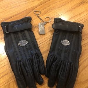 Harley Davidson riding gloves